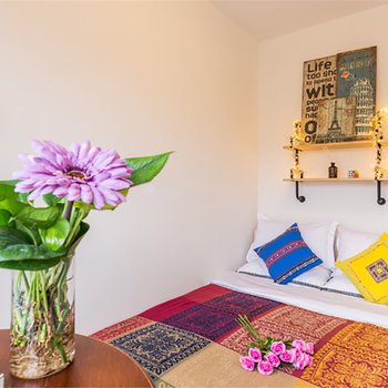 重庆modern times 三居含接机普通公寓酒店提供图片