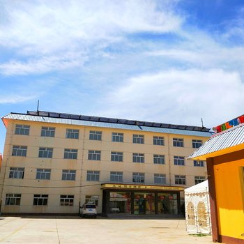 乌兰布统光远假日酒店