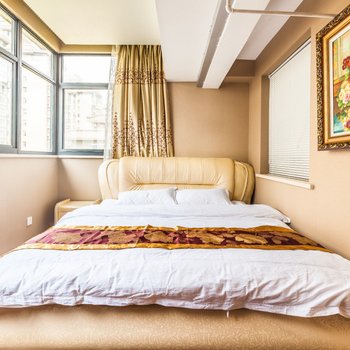 西安阁楼上的月光公寓(雁引路分店)酒店提供图片