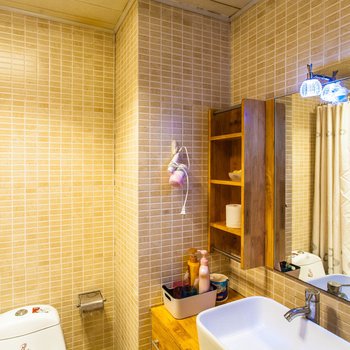 成都太古里听云普通公寓(染靛街店)酒店提供图片