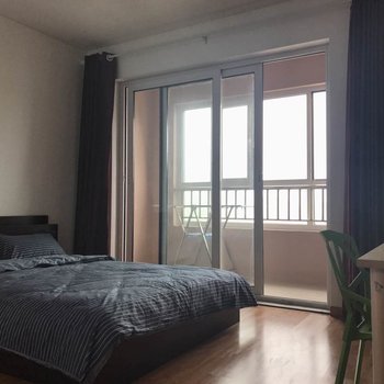 青岛一个嘴巴子普通公寓酒店提供图片