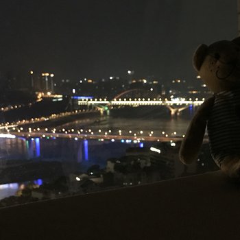 重庆乐乎居解放碑核心商圈旁楼下双地铁普通公寓酒店提供图片