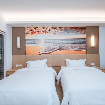 维也纳国际酒店(惠东双月湾沙滩海景店)酒店提供图片