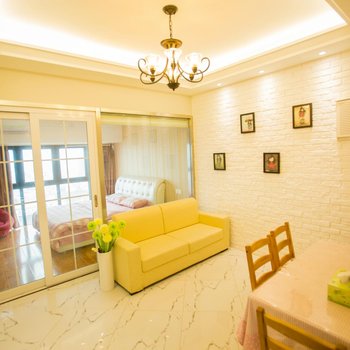 滁州浪漫满屋主题公寓(泰鑫现代城必胜客店)酒店提供图片