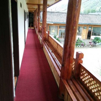 泸沽湖摩梭民俗客栈酒店提供图片