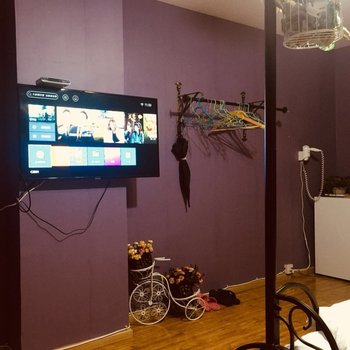 成都红堡特色主题公寓酒店提供图片