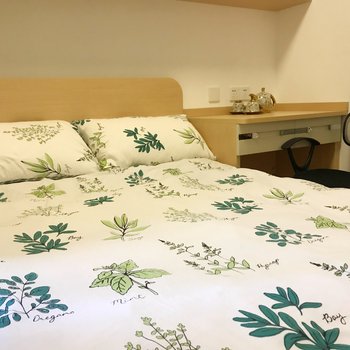 广州乐途素寓公寓(华观路分店)