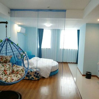 逅海主题公寓湛江万达广场店酒店提供图片