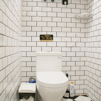 上海想居民宿(铜仁路分店)酒店提供图片