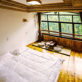 莫干山筏木垒客栈