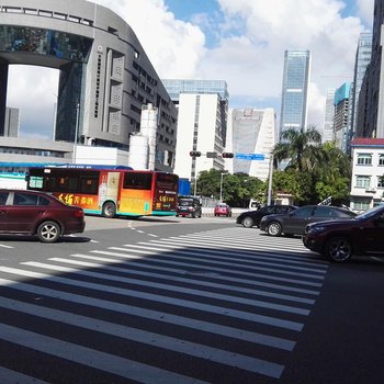 深圳享乐之家套房公寓海岸城店酒店提供图片