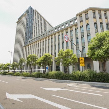 上海周先生特色民宿(竹柏路分店)酒店提供图片