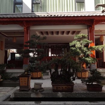 大理禅岸客栈