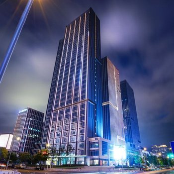 绿峰雅阁度假公寓(青岛会展中心店)