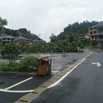 新化荷塘月色山庄