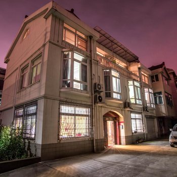 菩提树下青年旅舍(常州火车站店)