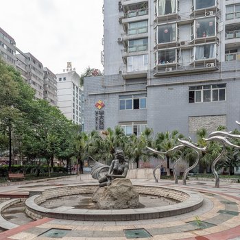 成都途掌柜·开心公寓(古大圣慈寺分店)