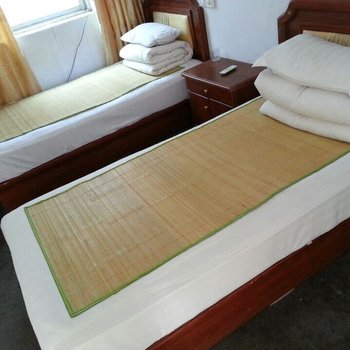栾川光明旅社