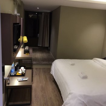 昆明扉漫精选酒店