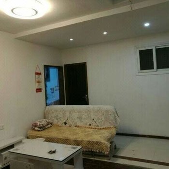 成都YOYO特色民宿(老簇马路分店)酒店提供图片