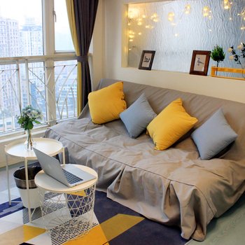 重庆柠檬小姐姐公寓(中兴路分店)酒店提供图片