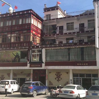 丹巴杨坡户外酒店酒店提供图片