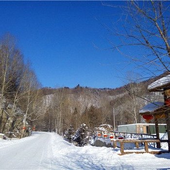 五常雪谷雪山人家家庭旅馆