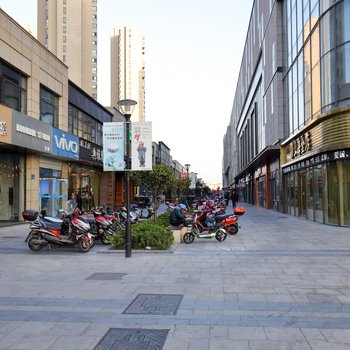 小娘子公寓(常州宝龙广场店)