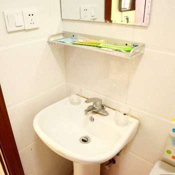 镇江花山湾旅社酒店提供图片