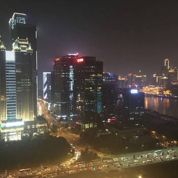 重庆漏网鱼普通公寓酒店提供图片