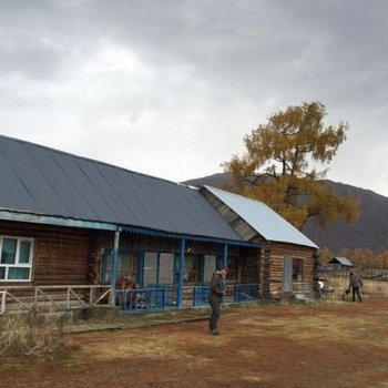 喀纳斯山泉山庄酒店提供图片