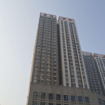 芳芳假日度假公寓(青岛鲁能领域店)