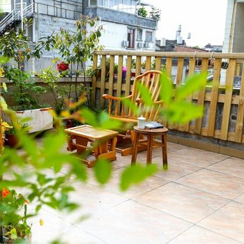 崇州初见释普洱茶主题客栈酒店提供图片