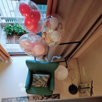 �Ϻ�С����666��ɫ����(����·�ֵ�)�Ƶ��ṩͼƬ