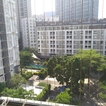 深圳北站附近4号线龙华清湖地铁站大床房普通公寓酒店提供图片