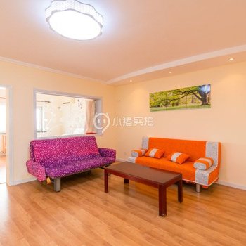 青岛石老人浴场三居室温馨家庭公寓（原石老人温馨家园家庭公寓）酒店提供图片