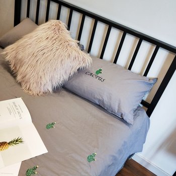 重庆云姐假装睡着了公寓酒店提供图片