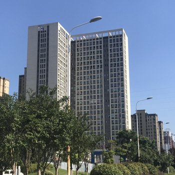 镇江极客思维民宿