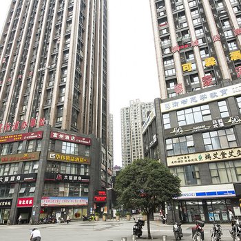 重庆林子余特色民宿(松牌路分店)酒店提供图片