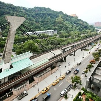 废弃台北筑栈小屋一馆
