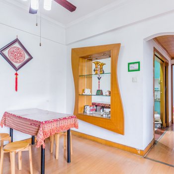 广州chen思杉特色民宿(粤垦路分店)酒店提供图片