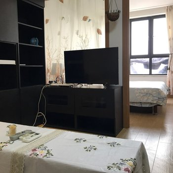 上海薇薇的家公寓(月台路分店)酒店提供图片