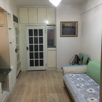 丹东江城美景家庭公寓