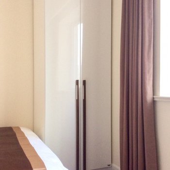 青岛慈眉善目耄耋翁公寓(东海西路与云安路交叉口分店)酒店提供图片