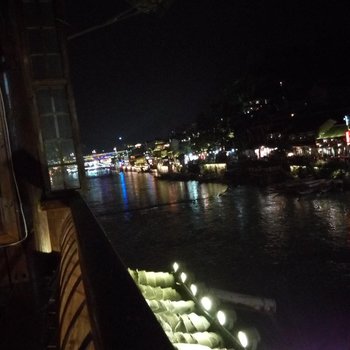 凤凰古城熊家小屋吊脚楼酒店提供图片