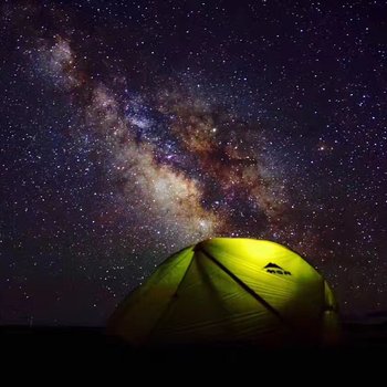 敦煌小城大漠国际沙漠露营基地住宿酒店提供图片