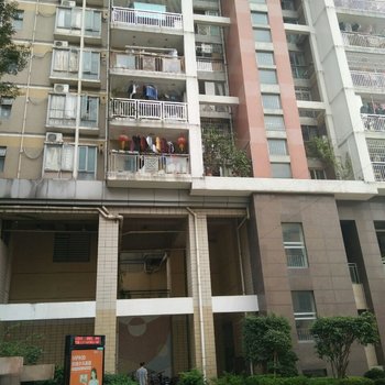 深圳三年级二班青年旅社