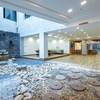 西江西子雨田精品酒店