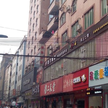 广州南站龙凤客栈