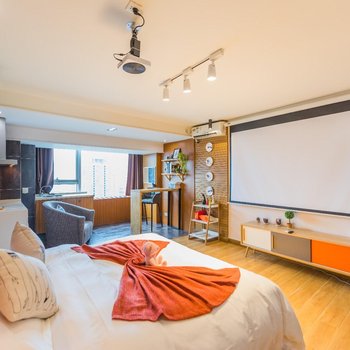 斑斓家民宿(成都春熙路太古里店)酒店提供图片